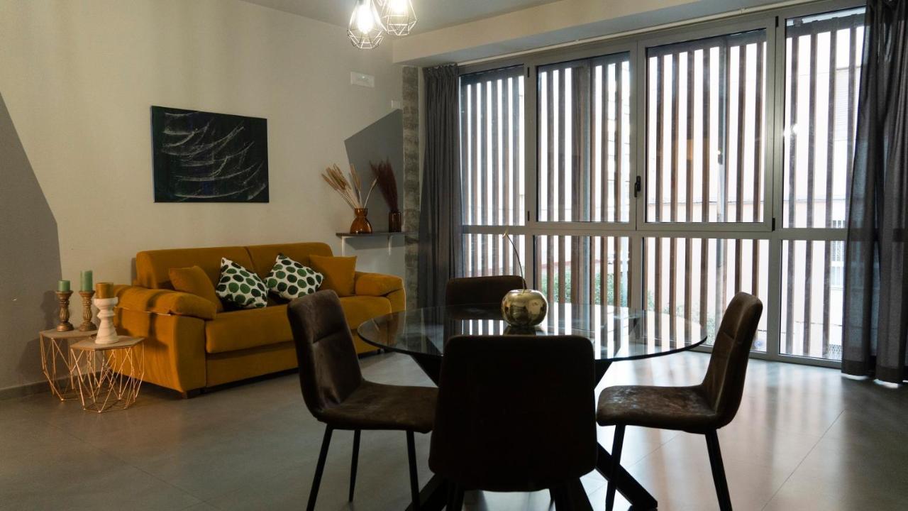 Etna Suite Design Apartments คาตาเนีย ภายนอก รูปภาพ
